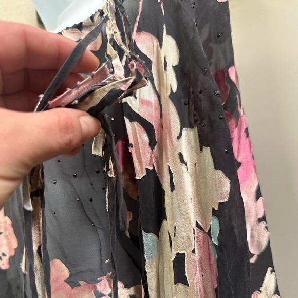 St. John Black and Pink Floral Silk Long Sleeve Blouse - Picture 8 of 12